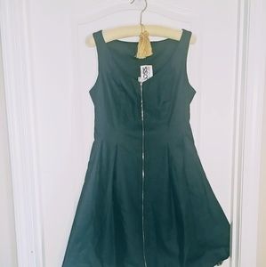 🔥NWT🔥Navy zipper dress